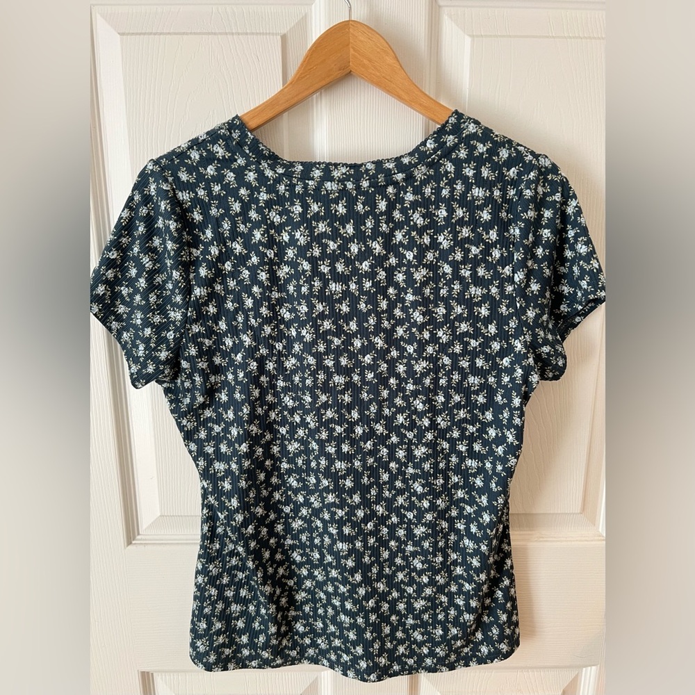 Laura Ashley floral cottagecore Soft Short Sleeve Top/Shorts Pajama Set Sz: L - Picture 5 of 16